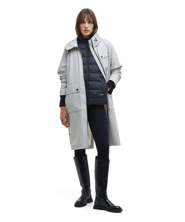 Women's Barbour International Jade 3 In 1 Showerproof Jacket - Silver Cloud / Black