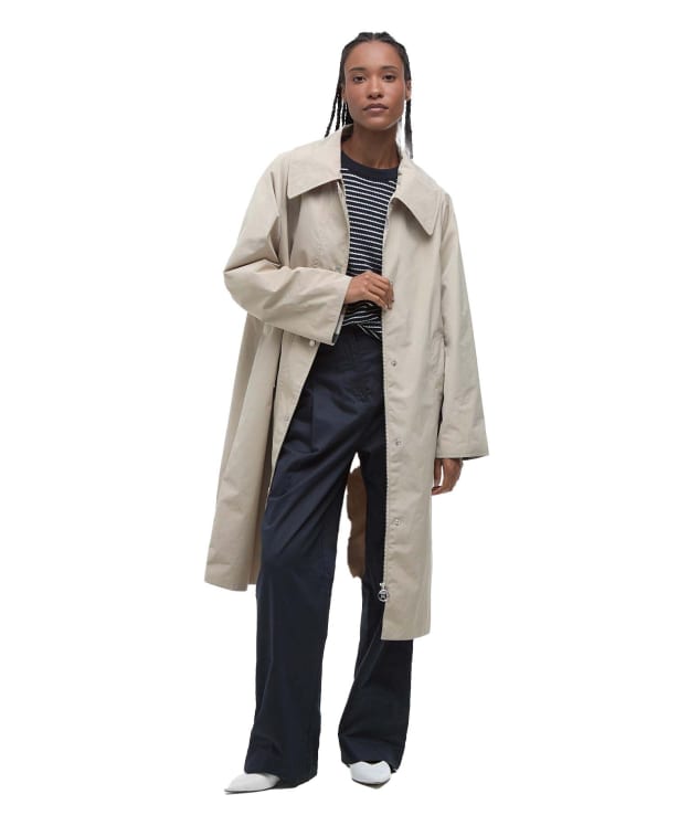 Women's Barbour Sonnet Showerproof Jacket - Light Sand / Safari Tartan
