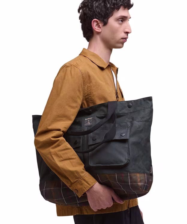 Barbour Field Wax Tote Bag - Sage / Classic