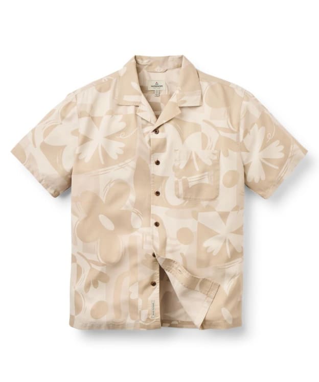 Men's Passenger Clothing Cove Short Sleeve Shirt - Roam Further Birch