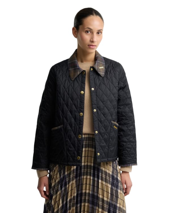 Women's Barbour Icons Tartan Collar Cropped Liddesdale Quilted Jacket - Black / Ancient 