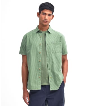 Men's Barbour Thermond Regular Short Sleeve Seersucker Summer Shirt - Green