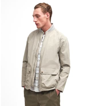 Men's Barbour Beaumont Showerproof Jacket - Concrete