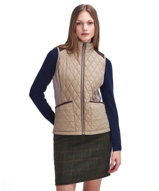 Women's Barbour High Field Gilet - Sand Dune / Gardenia