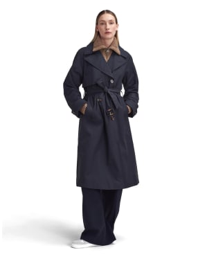 Women's Barbour Gwyn Showerproof Trench Coat - Black / Muted Cabernet