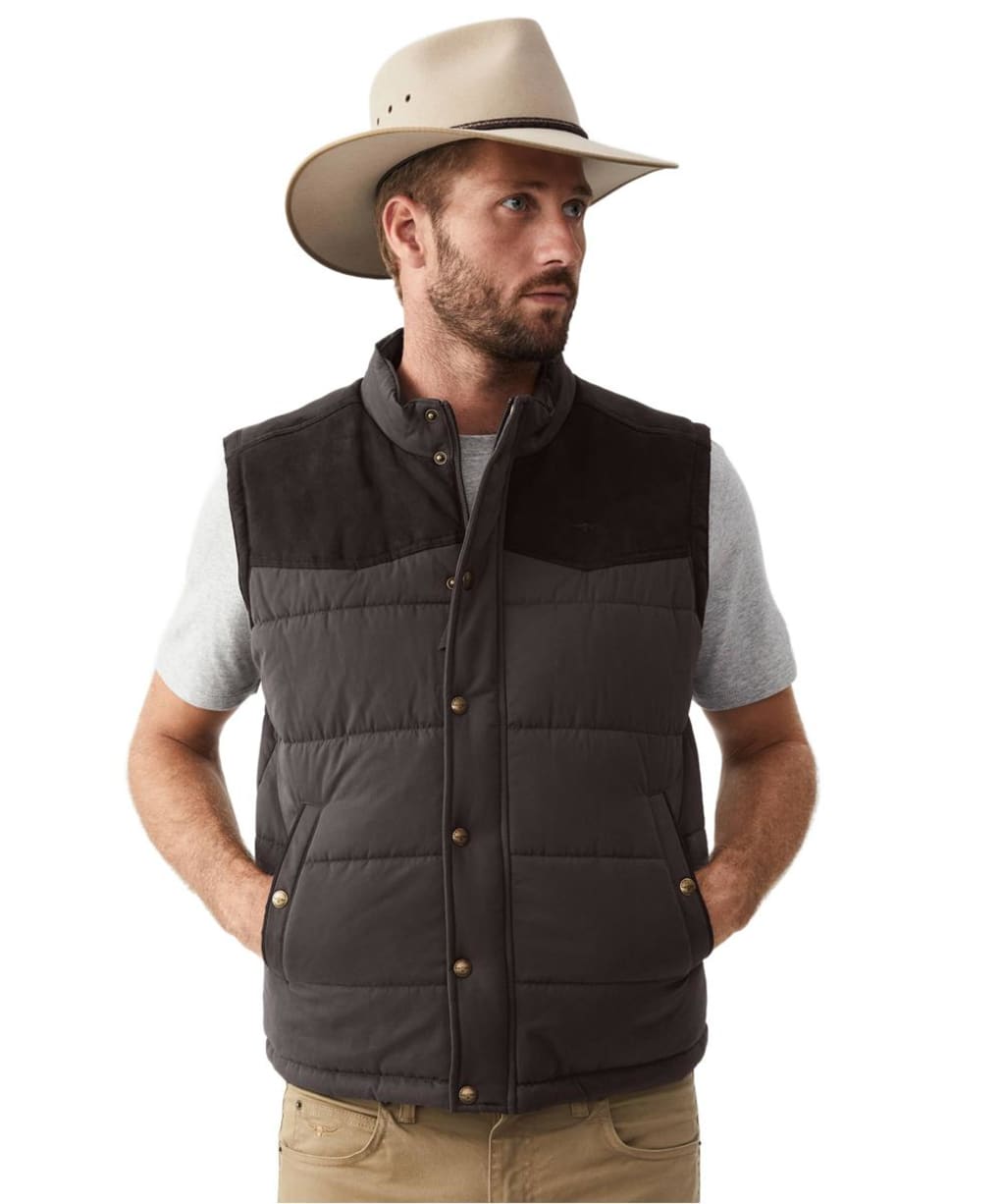 Men's R.M. Williams Carnarvon Quilted Gilet - Chocolate