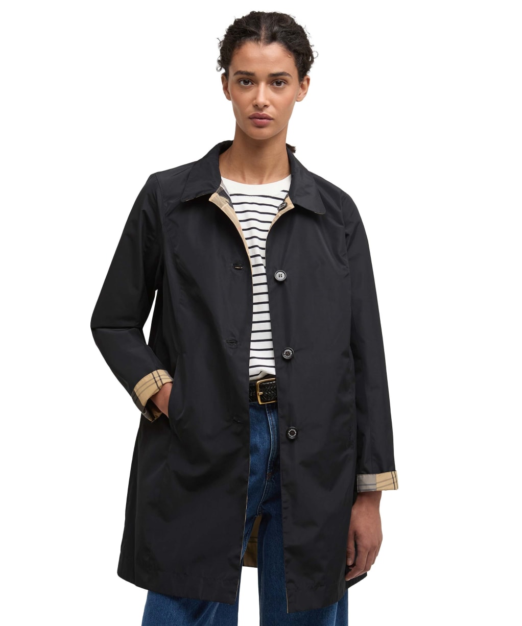 Women's Barbour Babbity Reversible Showerproof Jacket - Black / Dress Tartan