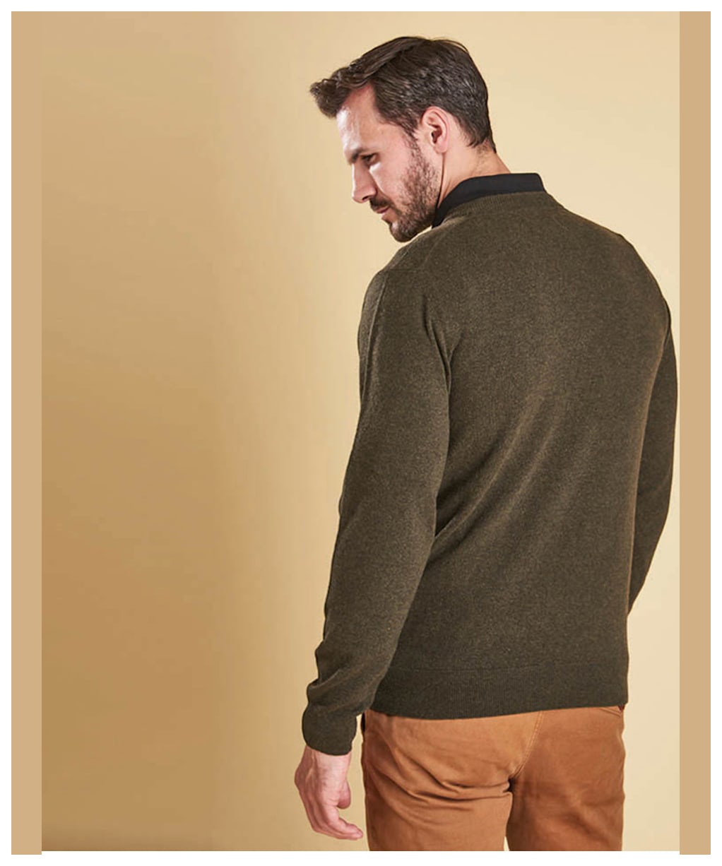 Men's Barbour Essential Lambswool V Neck Sweater - Seaweed