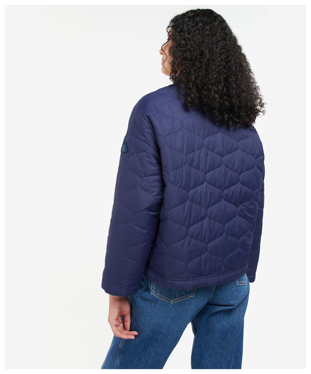 Women's Barbour Printed Reversible Apia Quilted Jacket - ETERNAL INK/LT T