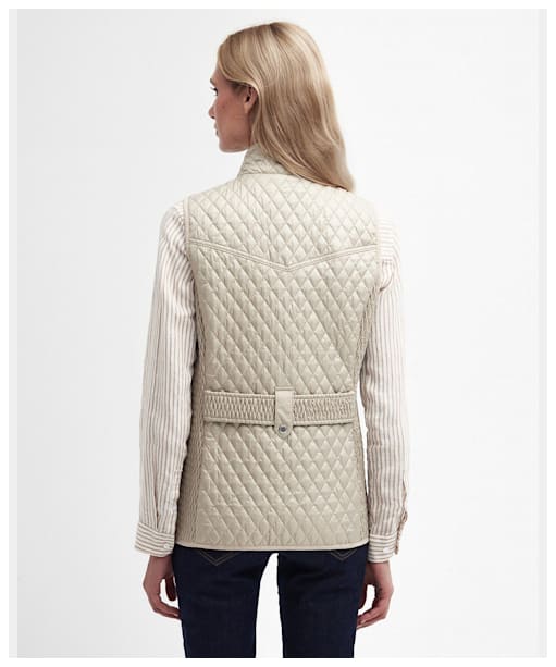 Women's Barbour Swallow Quilted Gilet - Light Sand