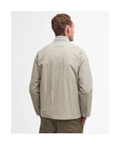 Men's Barbour Beaumont Showerproof Jacket - Concrete