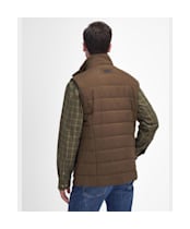 Men's Barbour Bradford Tattersall Puffer Gilet - Dark Sand