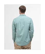 Men's Barbour Garment Dyed Poplin Tailored Fit Shirt - Pale Apple