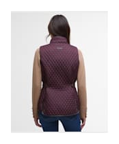 Women's Barbour Dahlia Quilted Gilet - Black Cherry