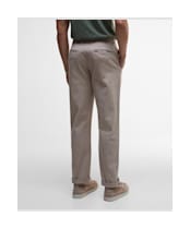 Men's Barbour Washed Stretch Twill Tailored Fit Trouser - Concrete