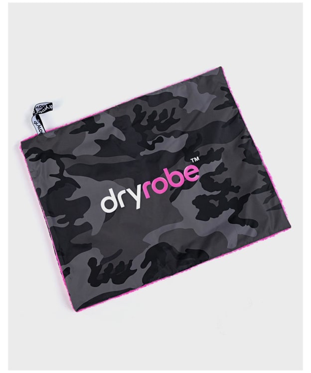 dryrobe® V3 dryrobe Cushion Cover - Black Camo / Pink