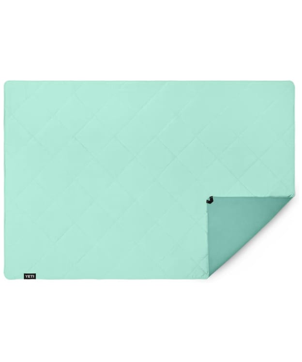 YETI Lowlands Waterproof Insulated Blanket - Seafoam