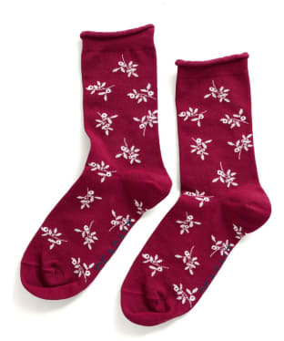 Women's Seasalt Cotton Blend Patterned Arty Socks - Festive Berries Red Cabin