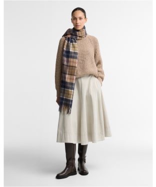 Women's Barbour Serena Tartan Scarf - Birchwood / Muted