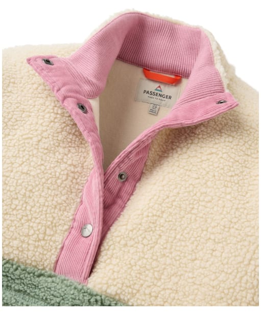 Women's Passenger Clothing Clover Recycled Sherpa Fleece Pullover - Pistachio