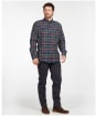 Men’s Barbour Hadlo Regular Fit Shirt - Navy