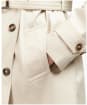 Women's Barbour Short Greta Showerproof Jacket - BLANC/ANCIENT PO