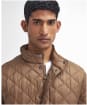 Men's Barbour Flyweight Chelsea Quilted Jacket - Light Sandstone