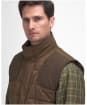 Men's Barbour Bradford Tattersall Puffer Gilet - Dark Sand