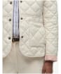 Women's Barbour Deveron Quilted Jacket - Light Pearl / Pale