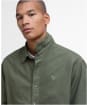 Men's Barbour Garment Dyed Oxtown Relaxed Fit Shirt - Light Sage