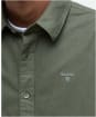 Men's Barbour Garment Dyed Oxtown Relaxed Fit Shirt - Light Sage