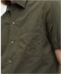 Men's Barbour Holywell Poplin Short Sleeve Relaxed Fit Shirt - Light Sage