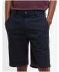 Men's Barbour Washed Twill Chino Shorts - Dark Navy