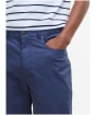 Men's Barbour Lightweight Stretch Regular Fit Chino - Oceana