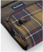 Men’s Barbour Tartan Hanging Washbag - Classic / Beacon