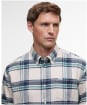 Men's Barbour Dogwood Regular Checked Shirt - Ecru Marl