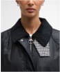 Women's Barbour Wren Waxed Jacket - Royal Navy/Navy
