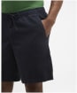 Men's Barbour Washed Oxford Relaxed Shorts - Navy