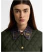 Women's Barbour Icons Tartan Collar Cropped Liddesdale Quilted Jacket - Olive / Classic Tartan