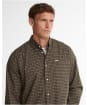 Men's Barbour Alderwood Regular Fit Tattersall Shirt - Olive