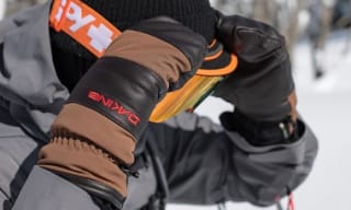 Dakine Gloves and Mittens