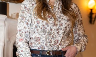 Ariat Shirts and Tops